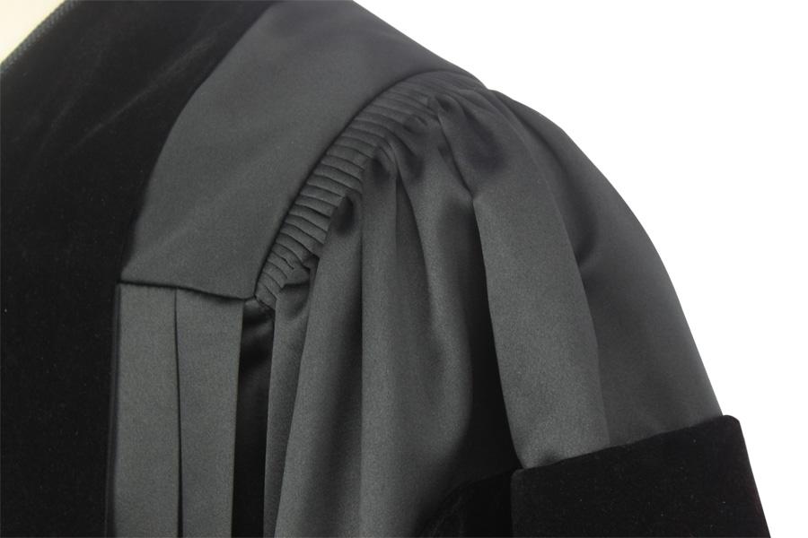 Deluxe Black Pulpit Robe - Canadian Gowns